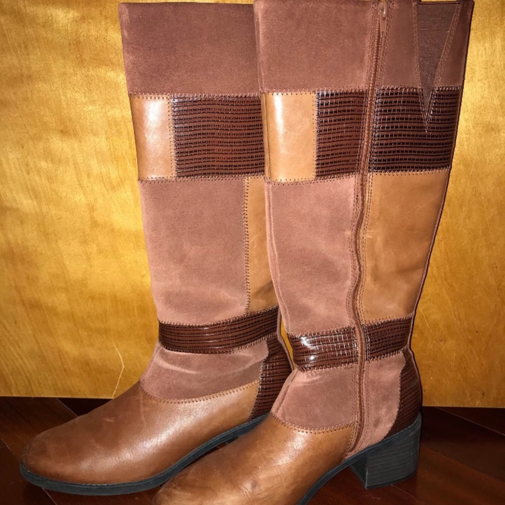 Leather boots